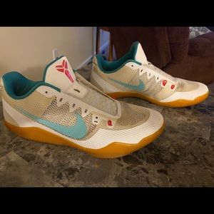 836183-103 Fundamental Giannis Luca Mamba Sz 12